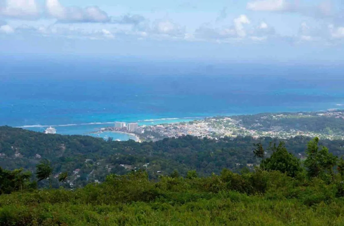 Murphy Hill, Mountain Cottage , Spectacular Views Ocho Rios Holiday home